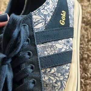 GOLA Liberty of London shoes Blue Navy Floral Flowers White sz 9